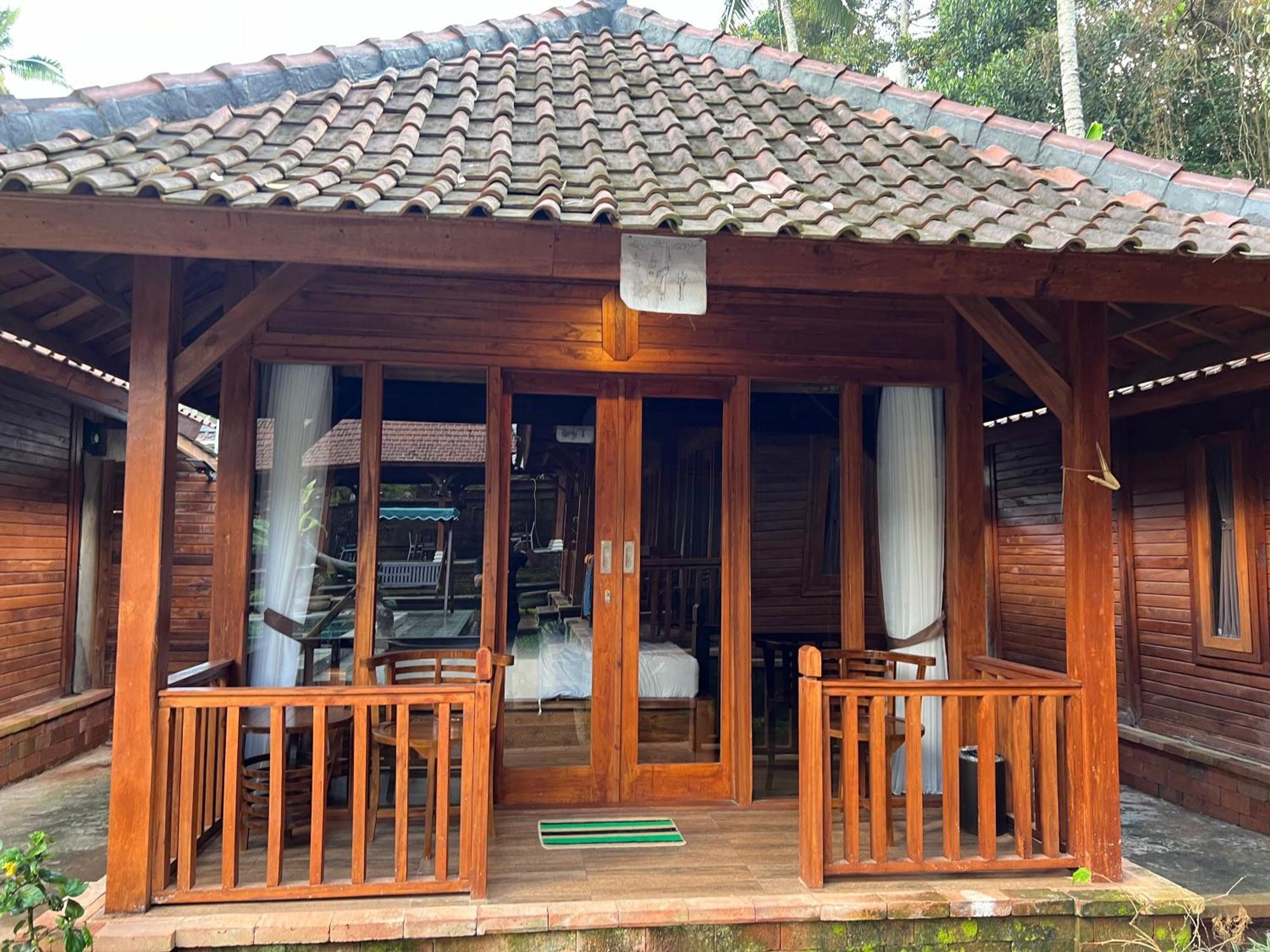 Pondok Manca Undisan Esterno foto