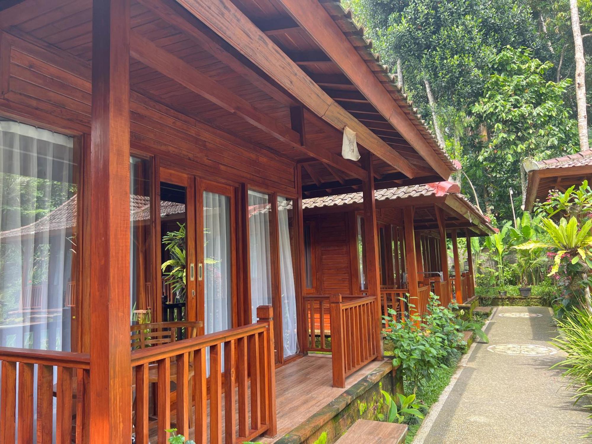 Pondok Manca Undisan Esterno foto